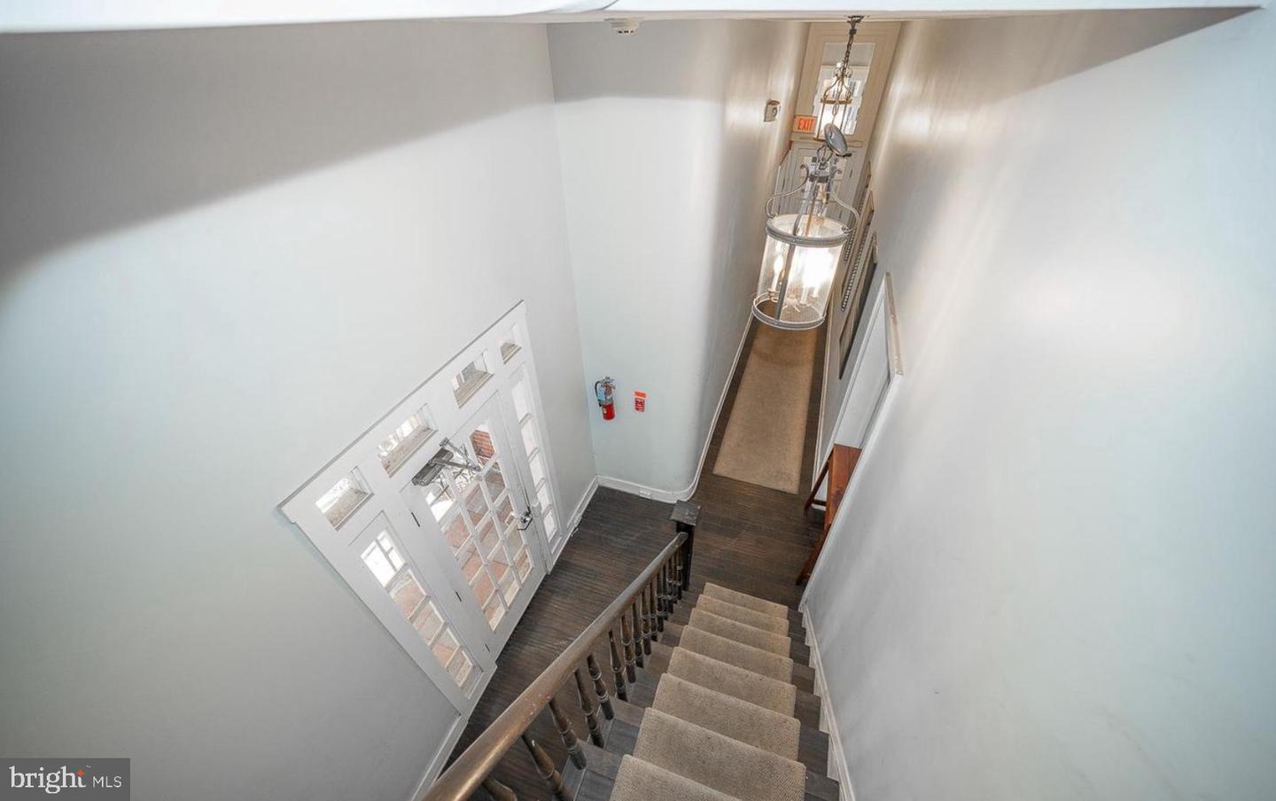 329 S 12th St #301 Property Photo 18