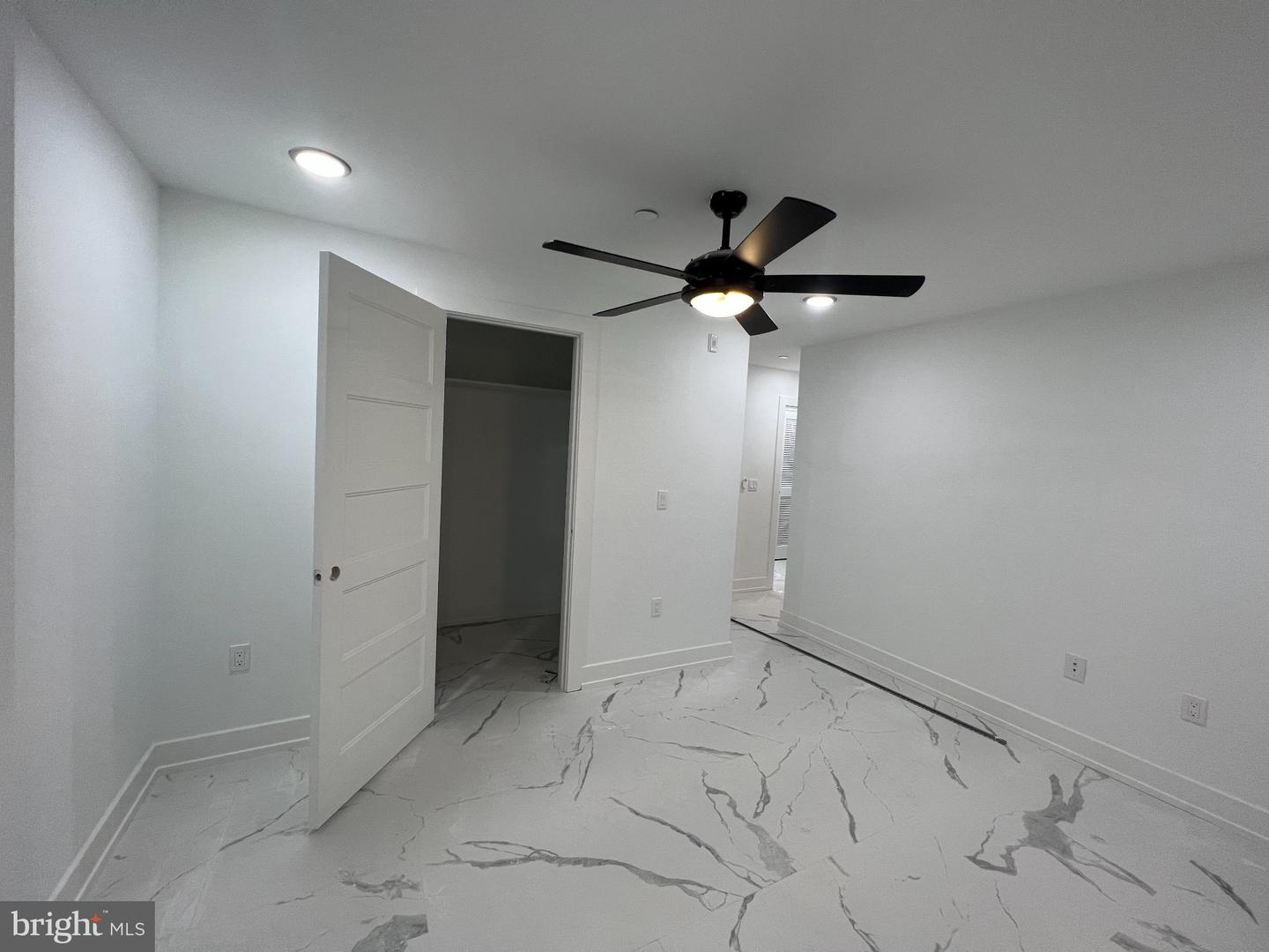 2550 N Hope St #2 Property Photo 6