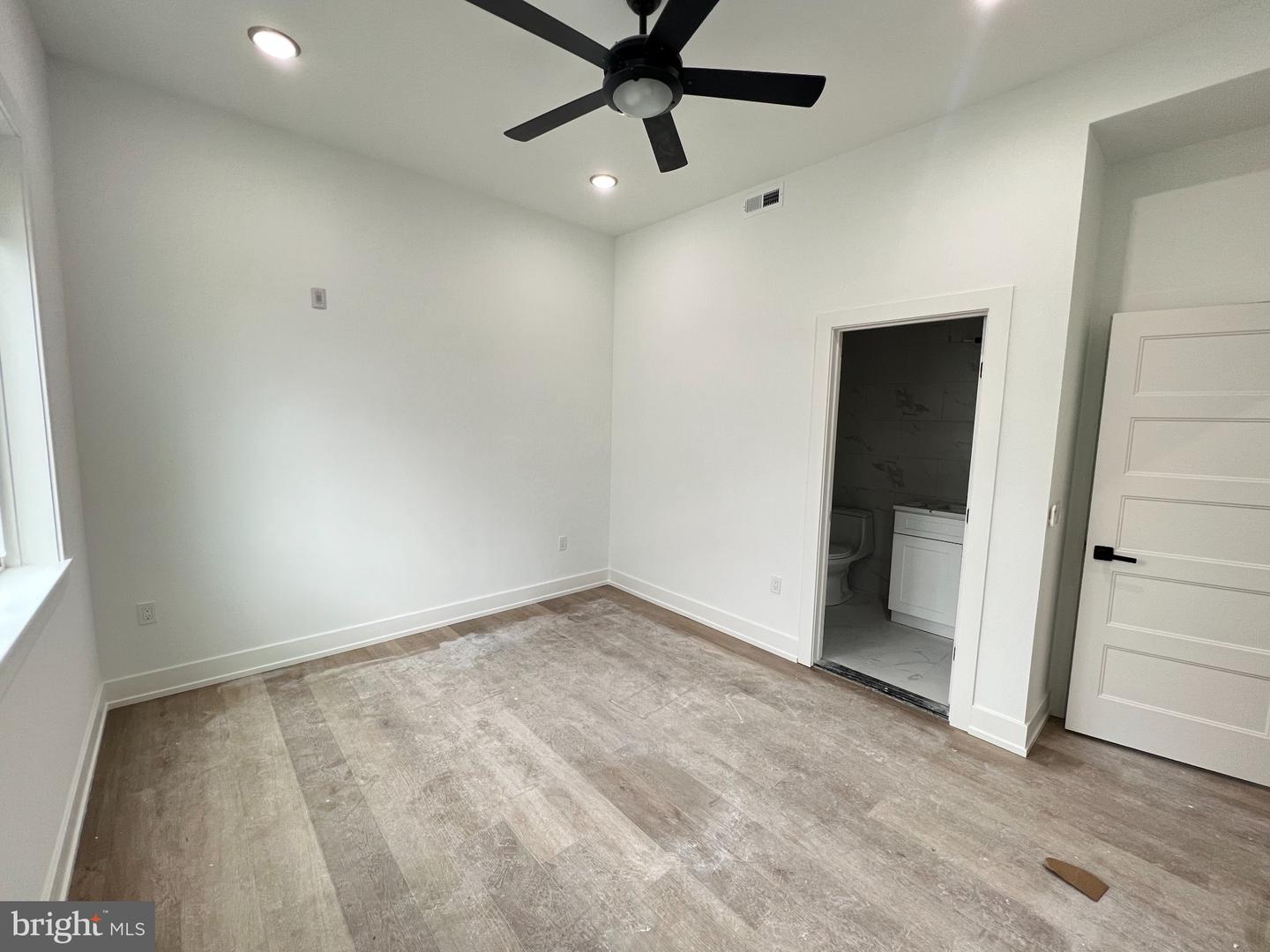 2550 N Hope St #2 Property Photo 11