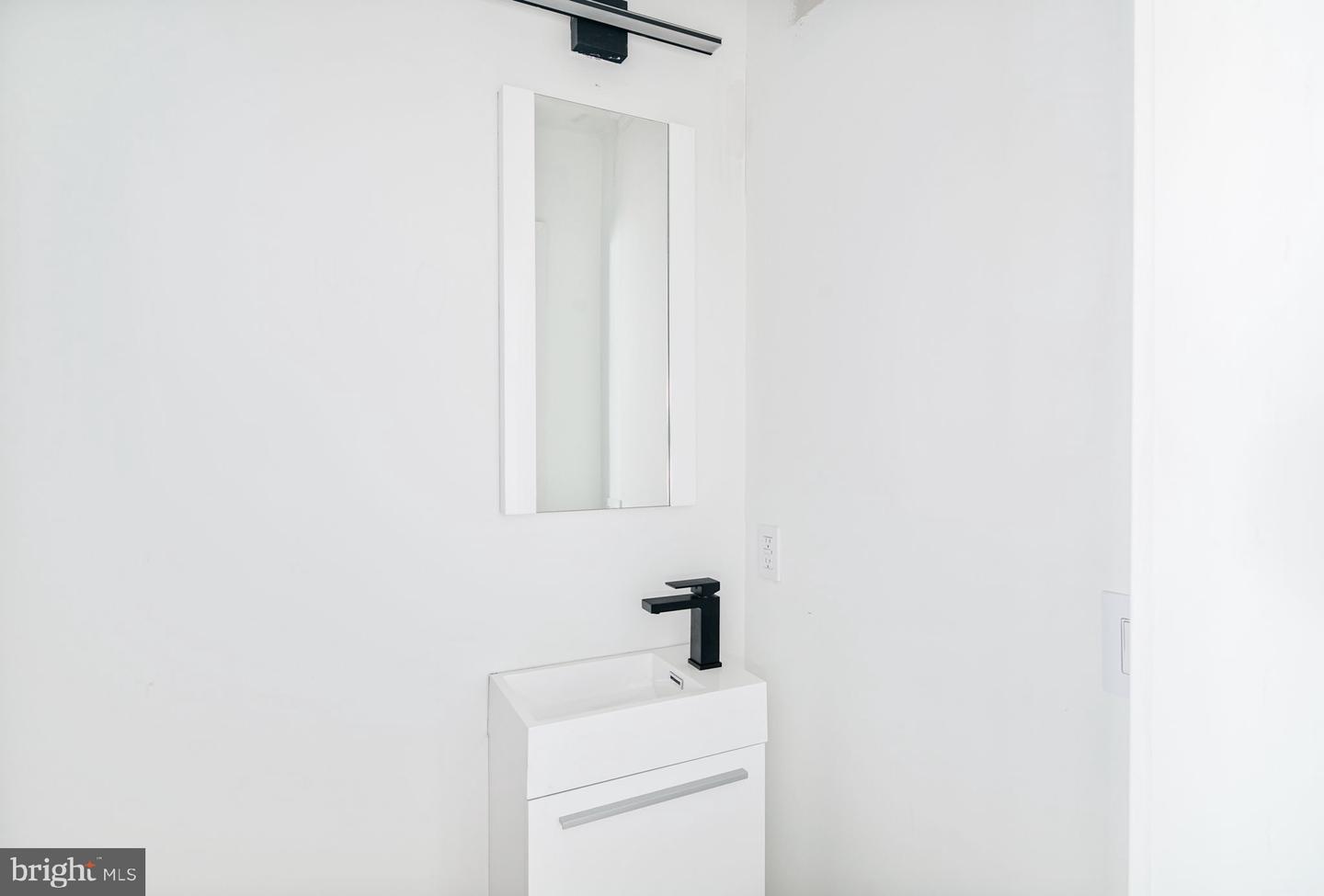 2607 E Boston St #2 Property Photo 5