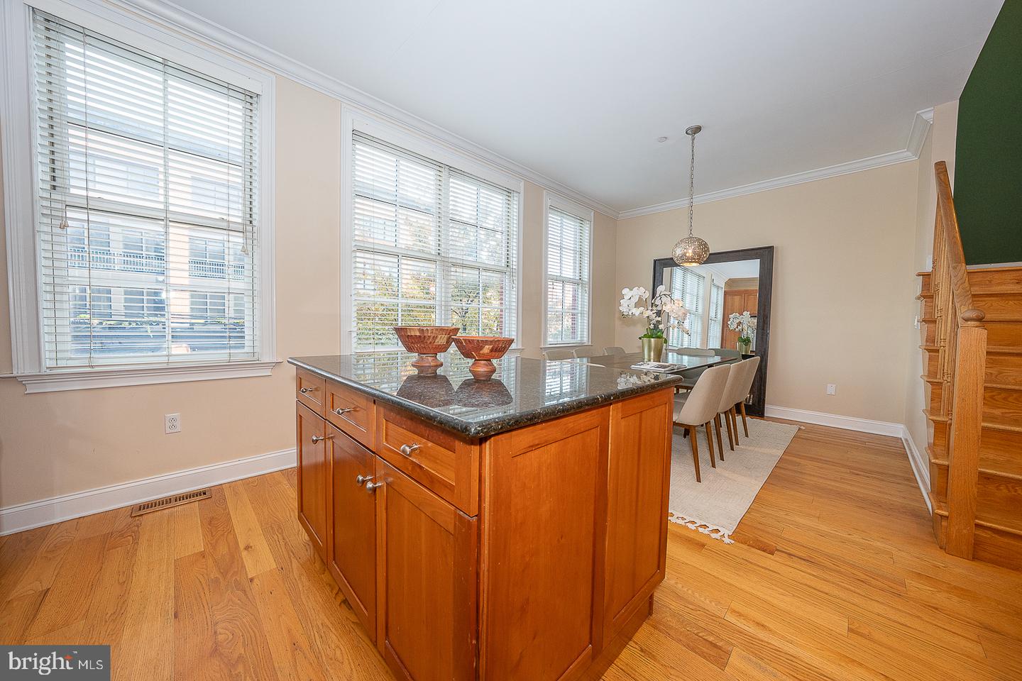 1834 Fairmount Ave Property Photo 15
