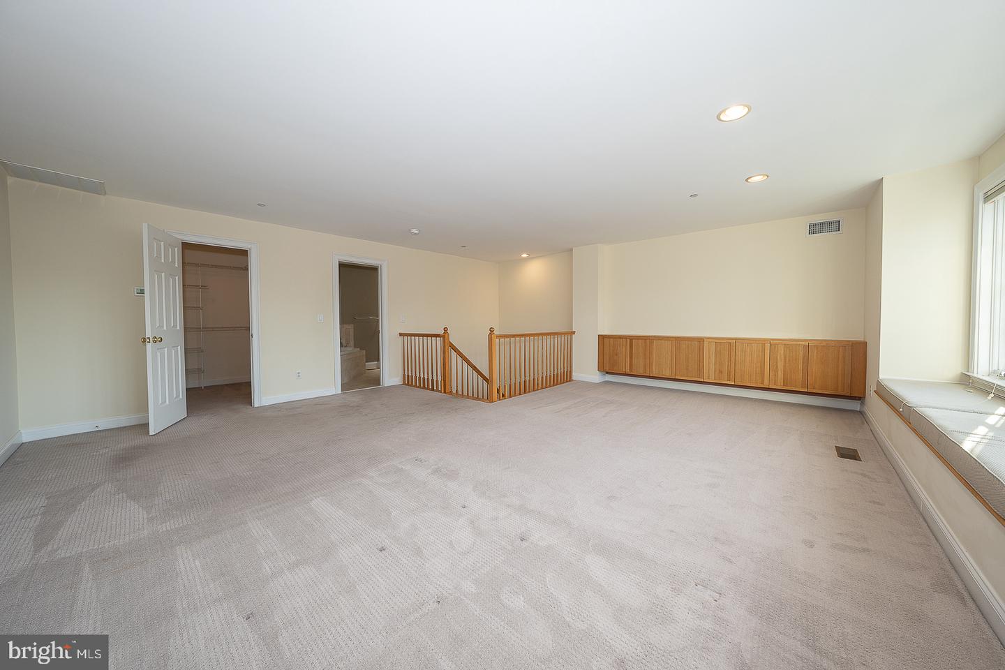 1834 Fairmount Ave Property Photo 23