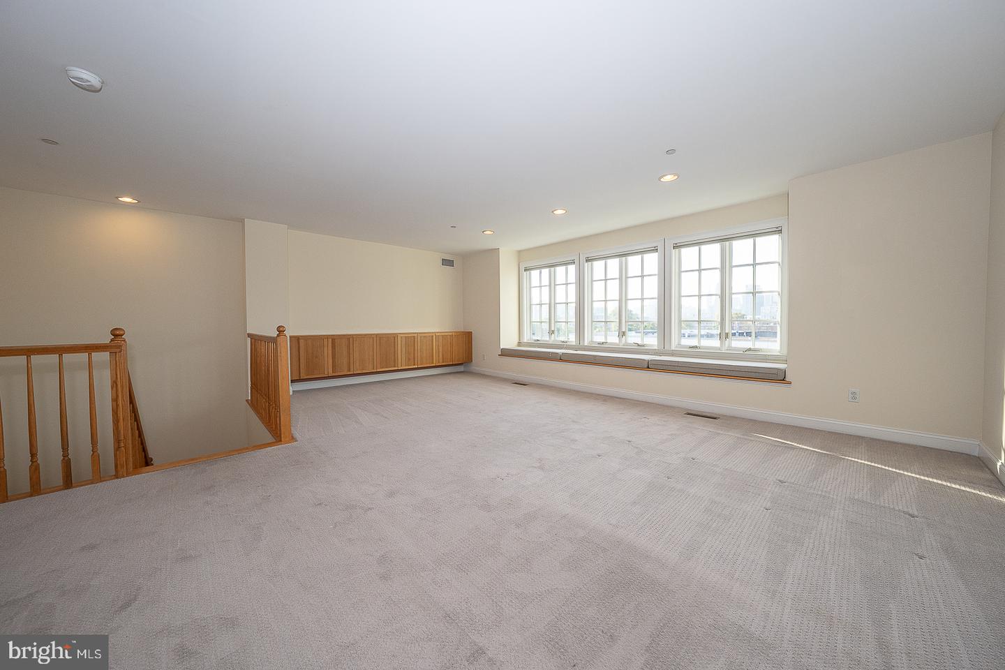 1834 Fairmount Ave Property Photo 25