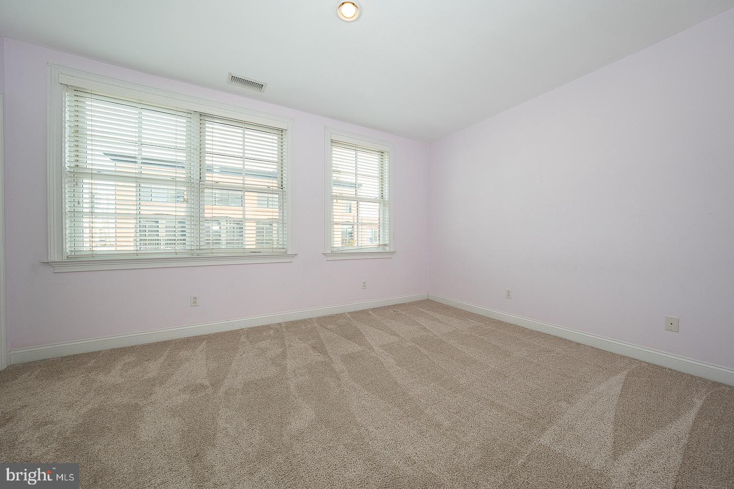 1834 Fairmount Ave Property Photo 32