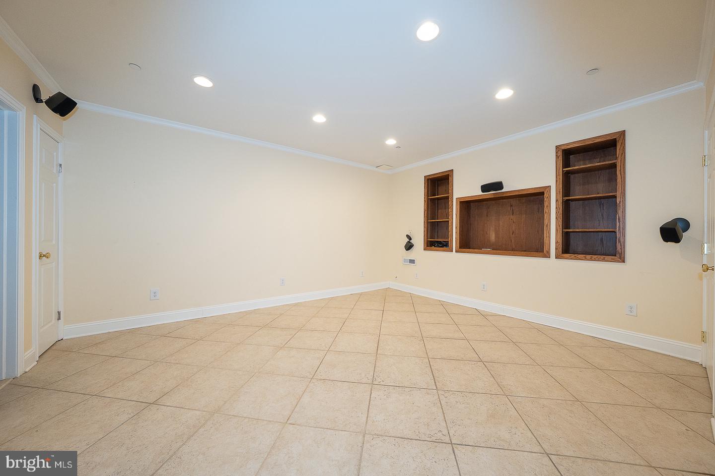 1834 Fairmount Ave Property Photo 35