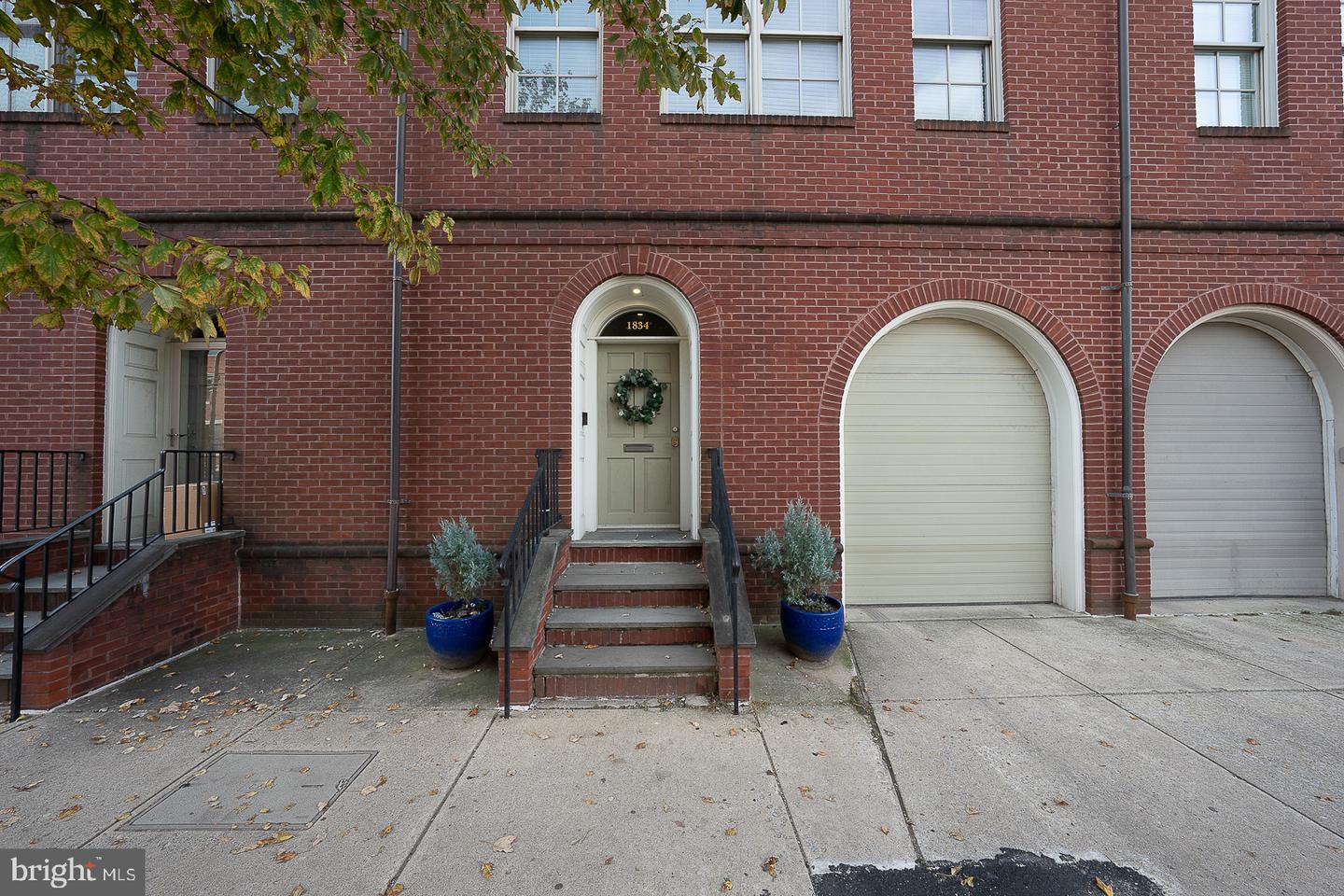 1834 Fairmount Ave Property Photo 39