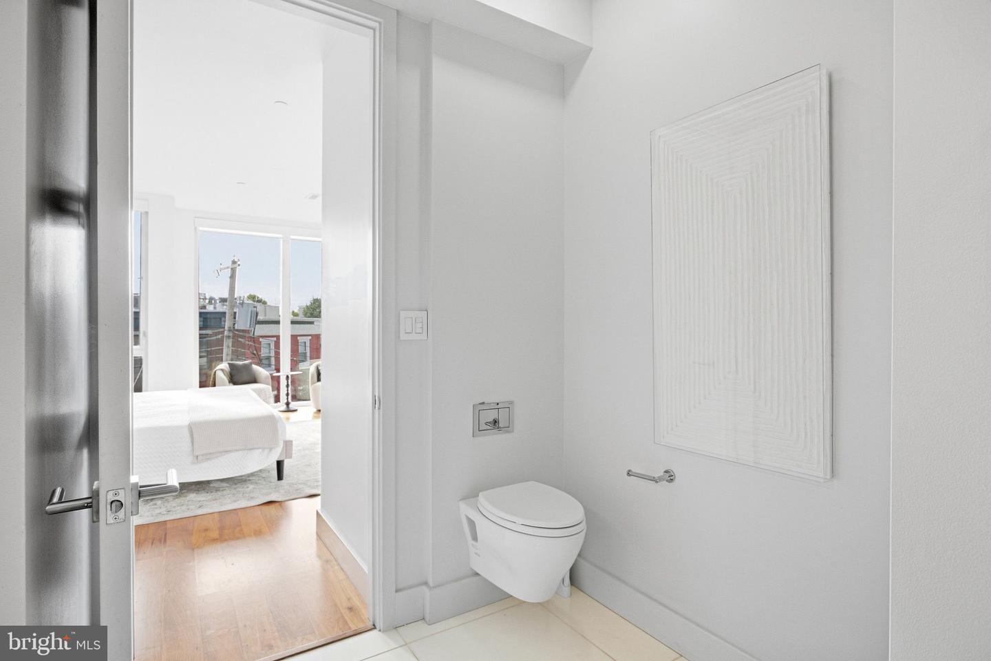 2301 Bainbridge St #308 Property Photo 17