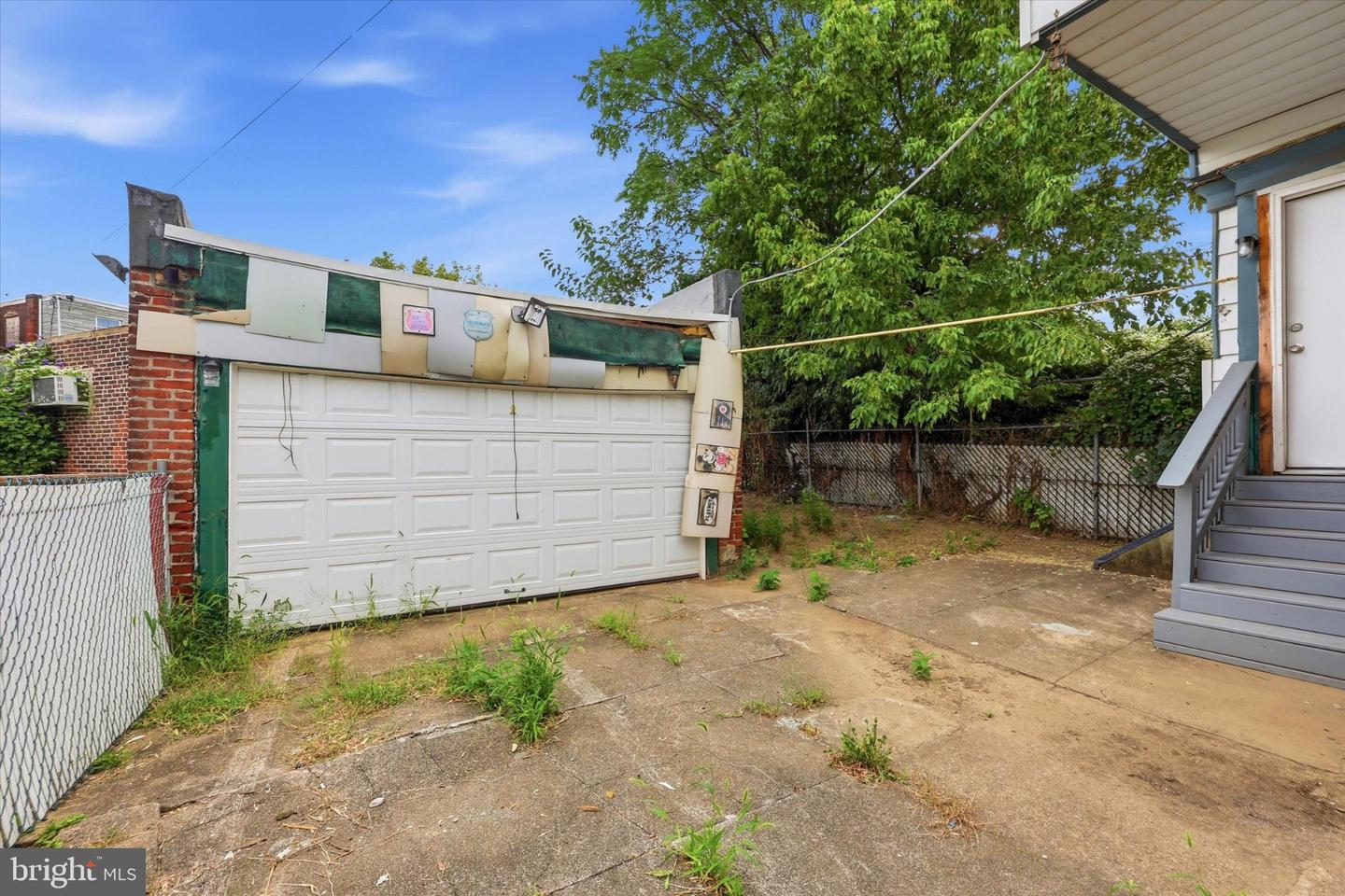 227 Lindley Ave Property Photo 14