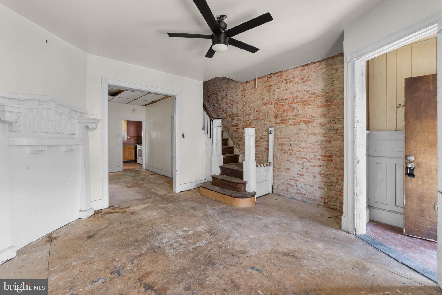 5845 Ellsworth St Property Photo 2