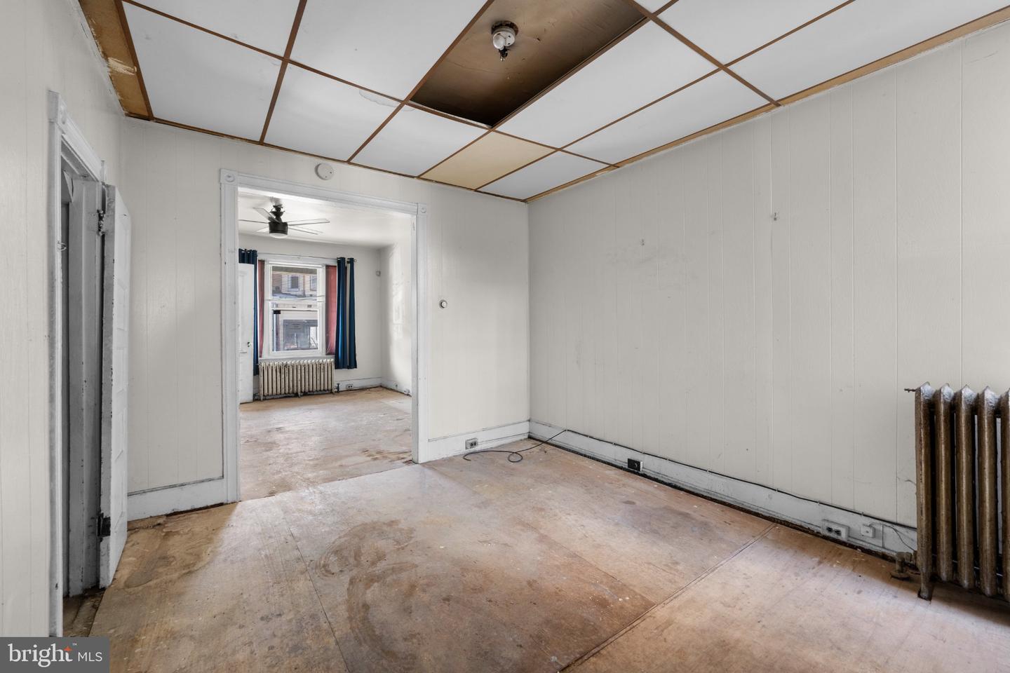 5845 Ellsworth St Property Photo 5