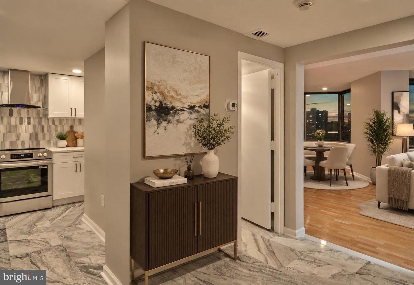 210 W Rittenhouse Square #1704 Property Photo 7
