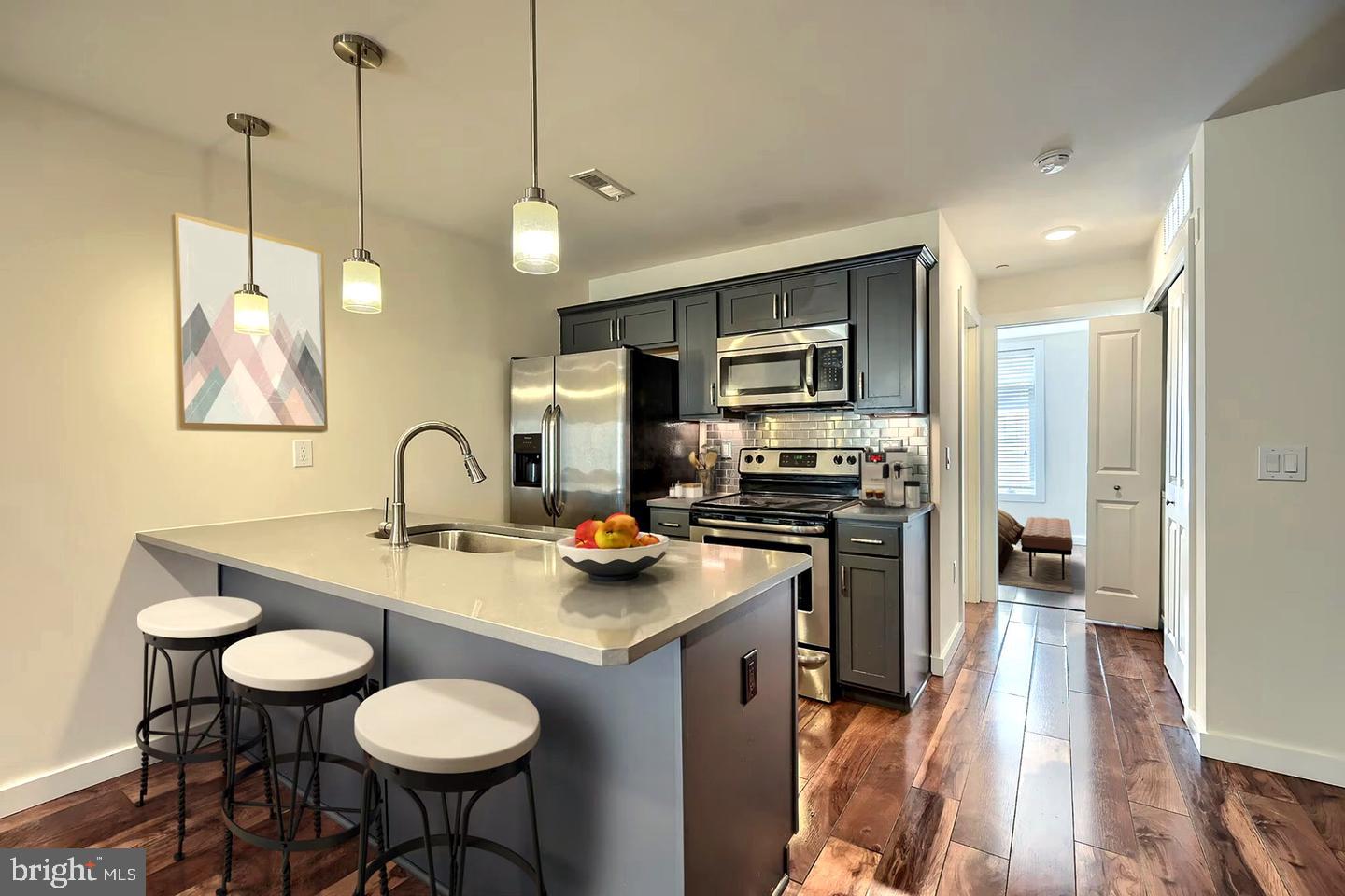 3041 Master St. #unit C Property Photo 5