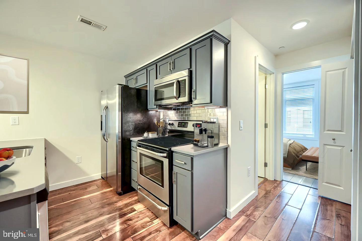 3041 Master St. #unit C Property Photo 7