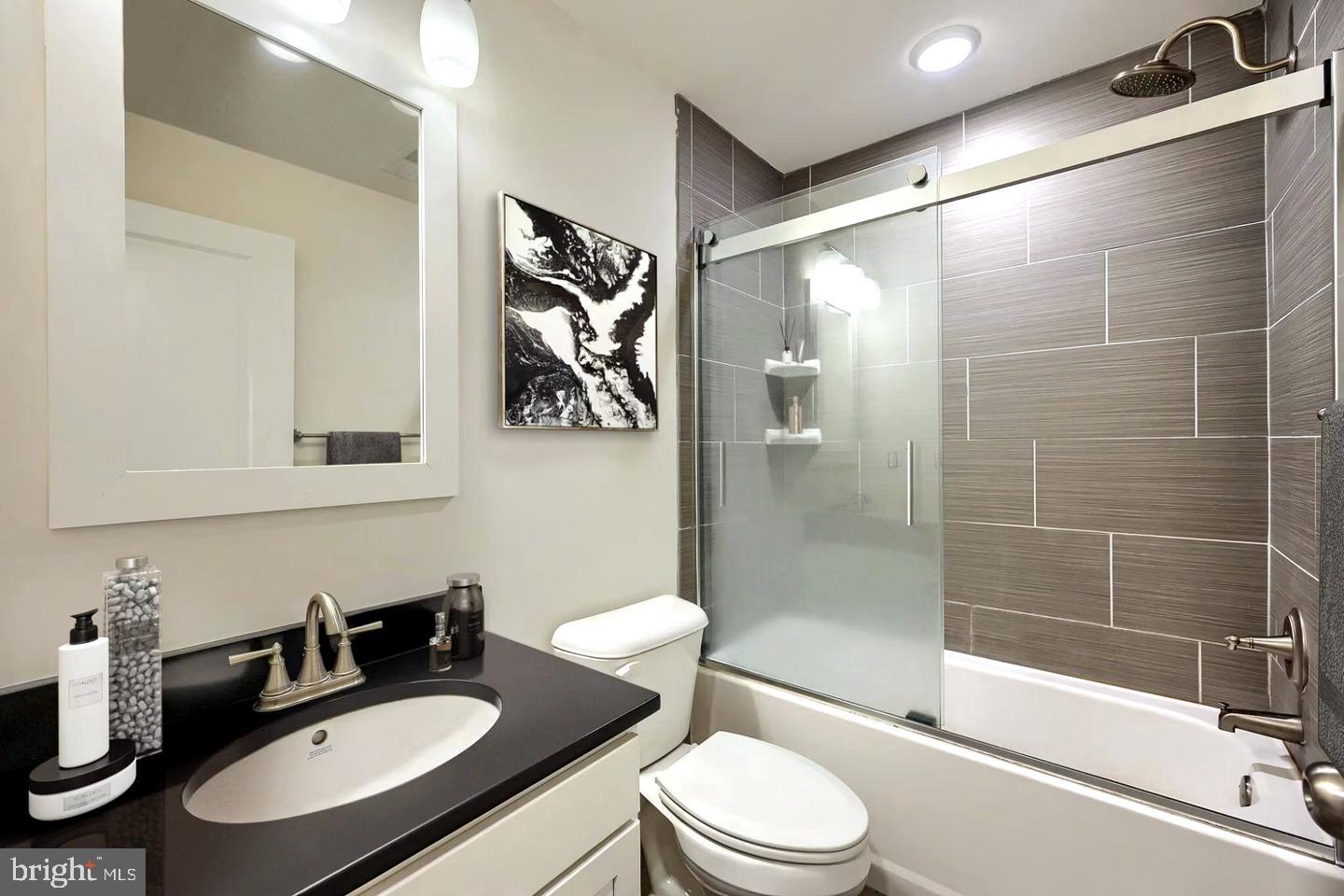 3041 Master St. #unit C Property Photo 11