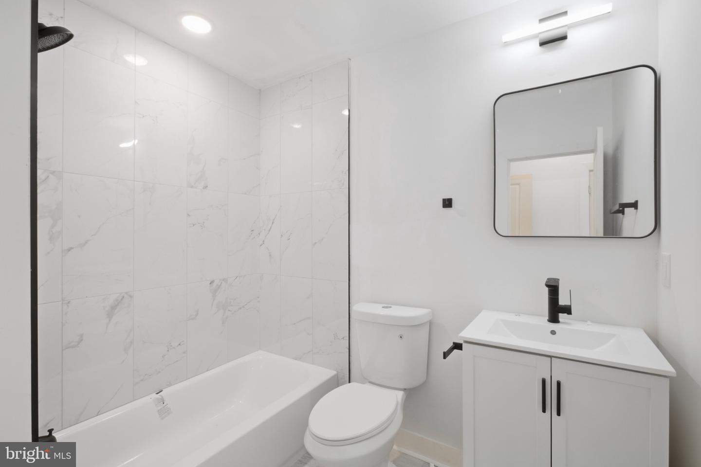 2506 N 12th St #2 Property Photo 13