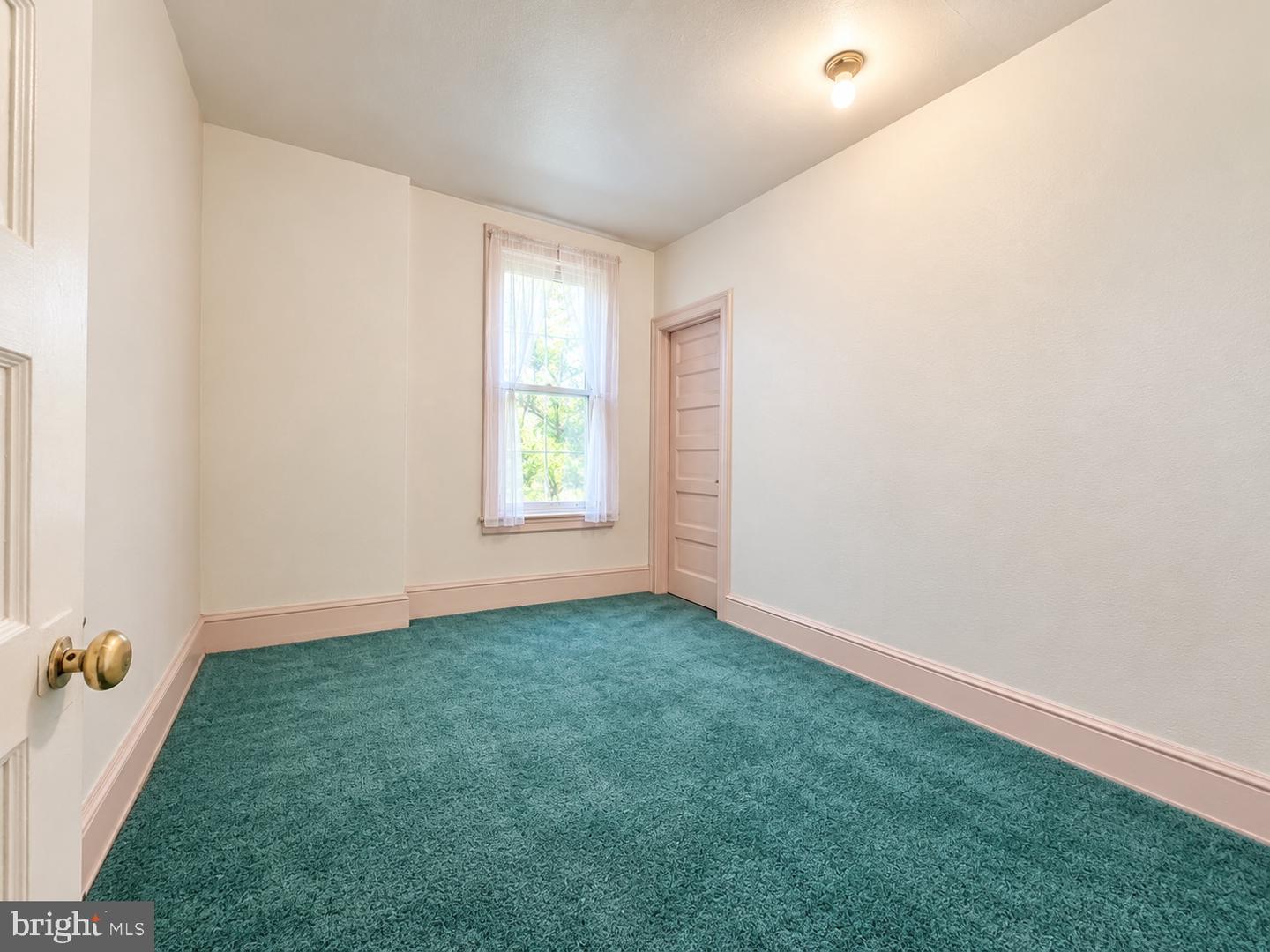1332 N Frazier St Property Photo 23