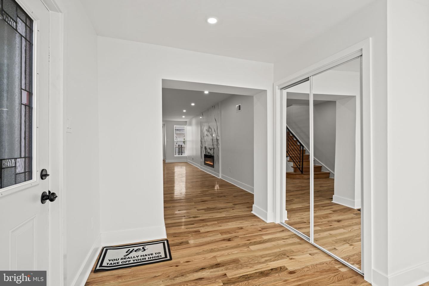 5306 Locust St Property Photo 4