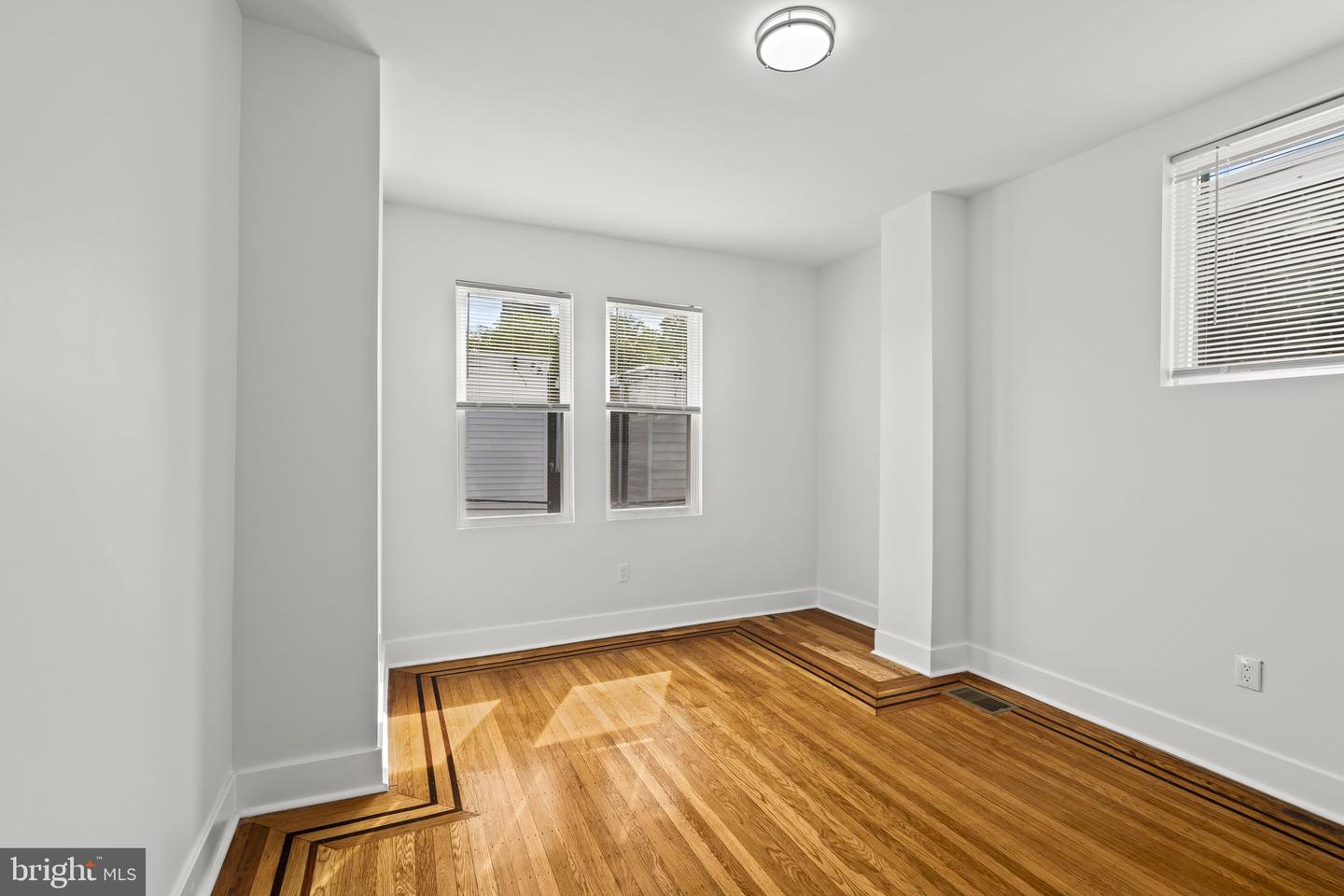 5306 Locust St Property Photo 15