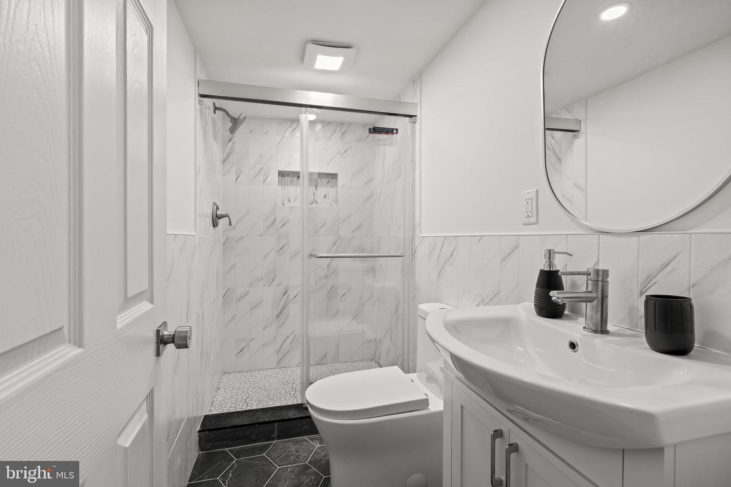 5306 Locust St Property Photo 23