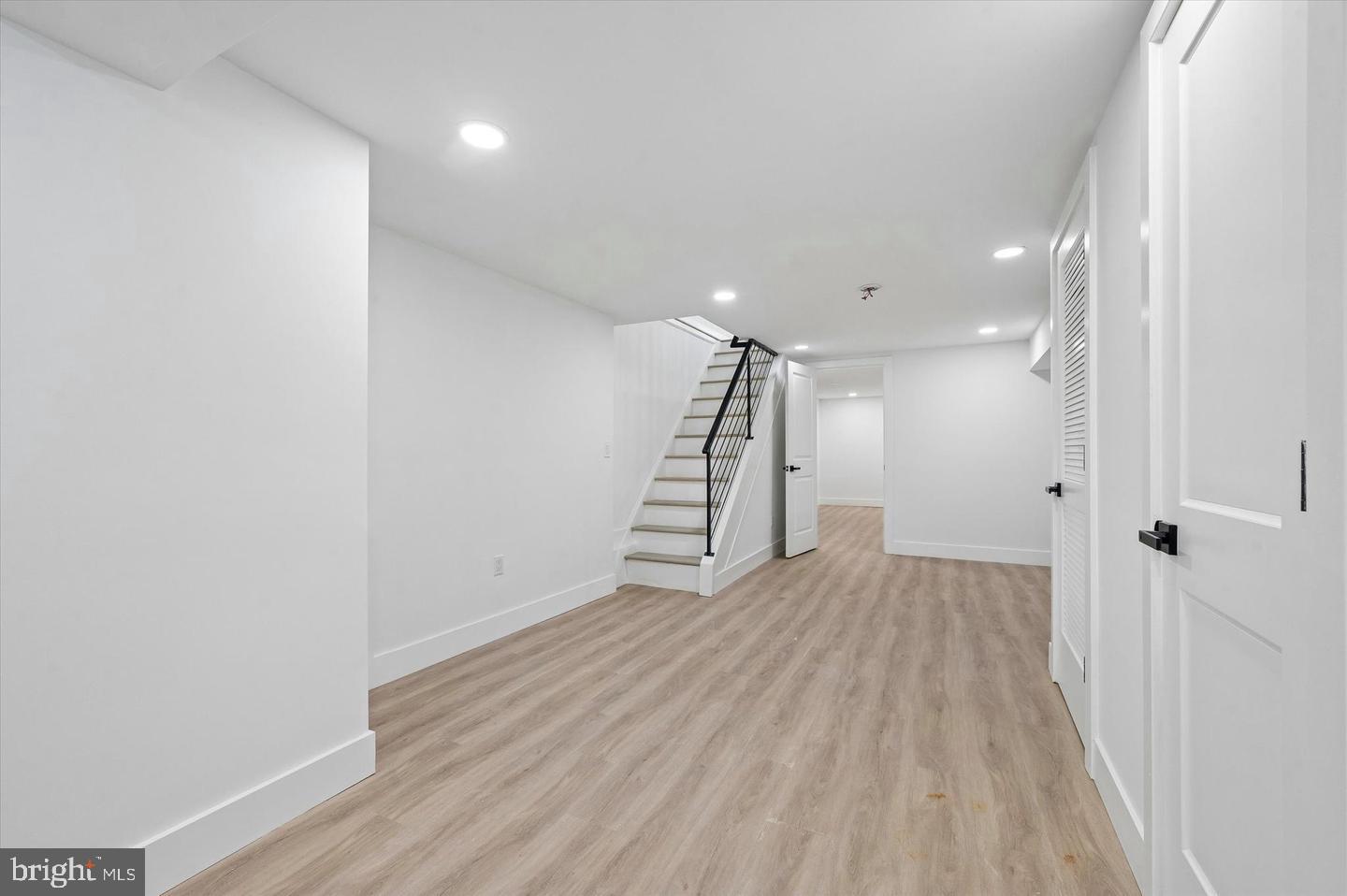 158 N Edgewood St Property Photo 13