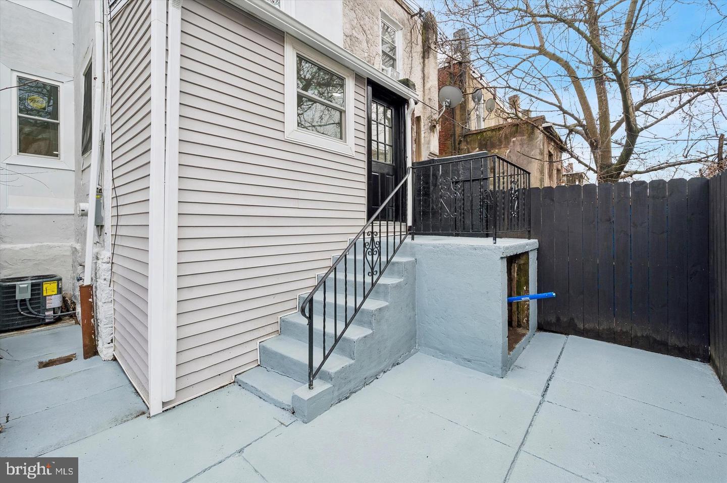 158 N Edgewood St Property Photo 15