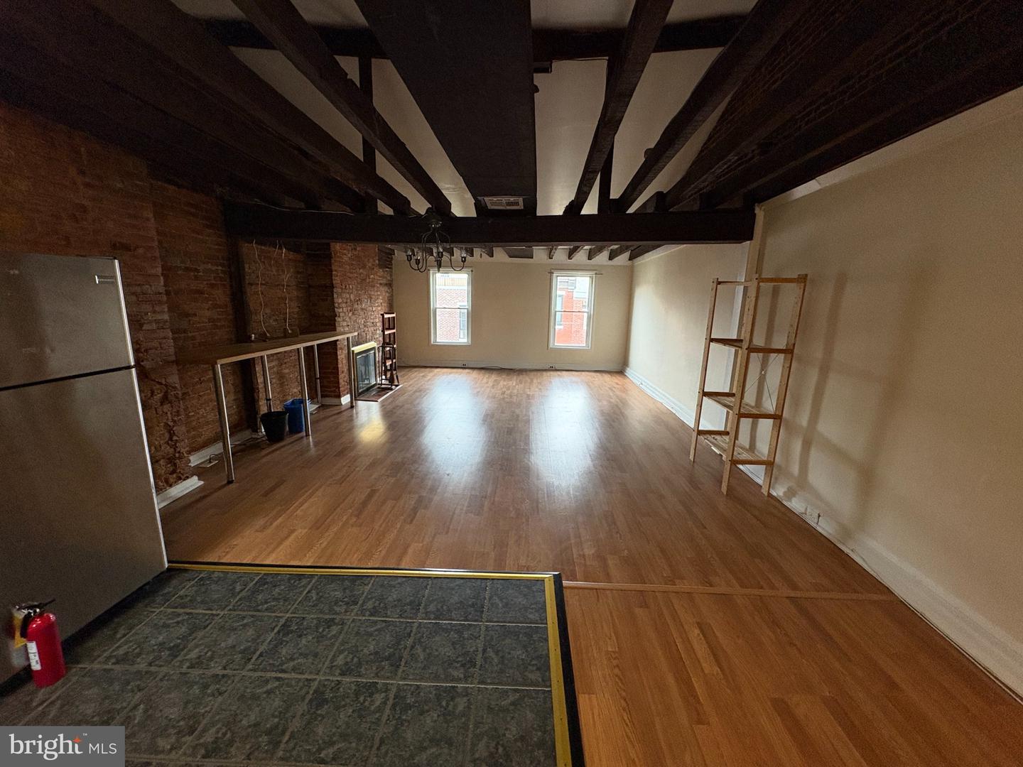 631 Catharine St #3 Property Photo 14