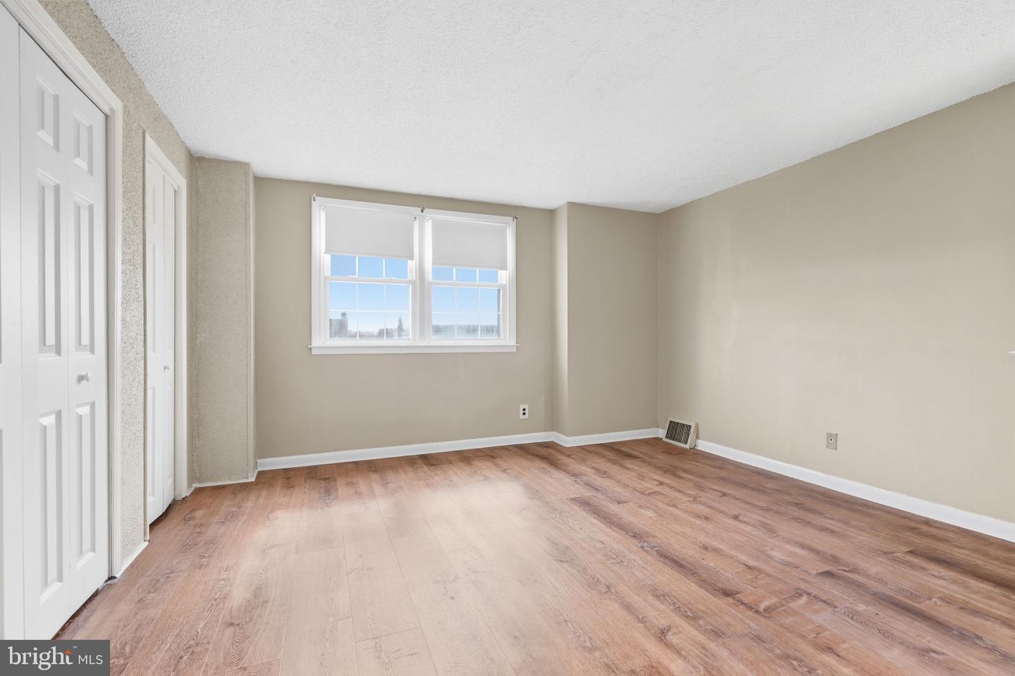 9954 Bridle Rd Property Photo 11