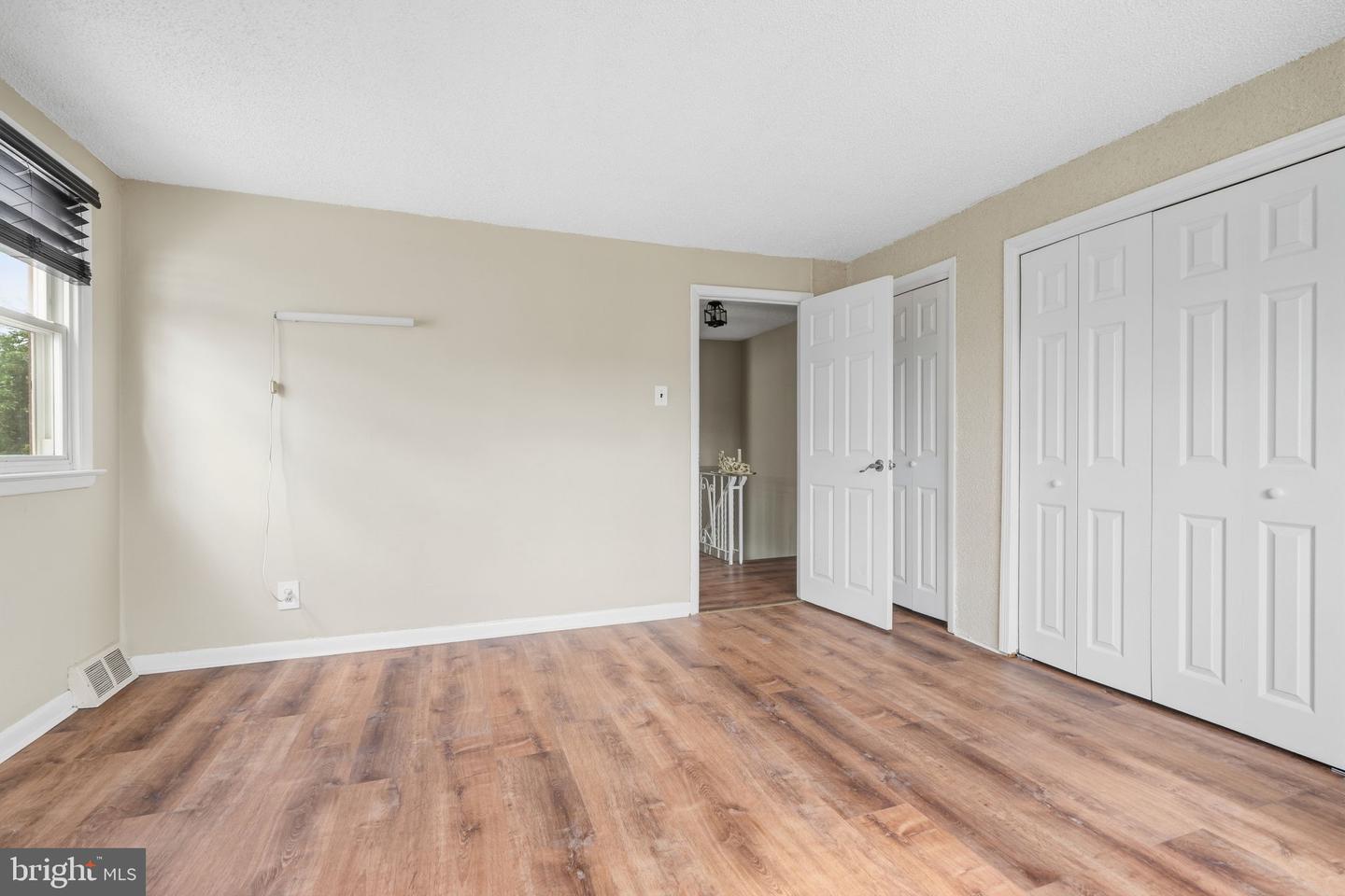 9954 Bridle Rd Property Photo 12