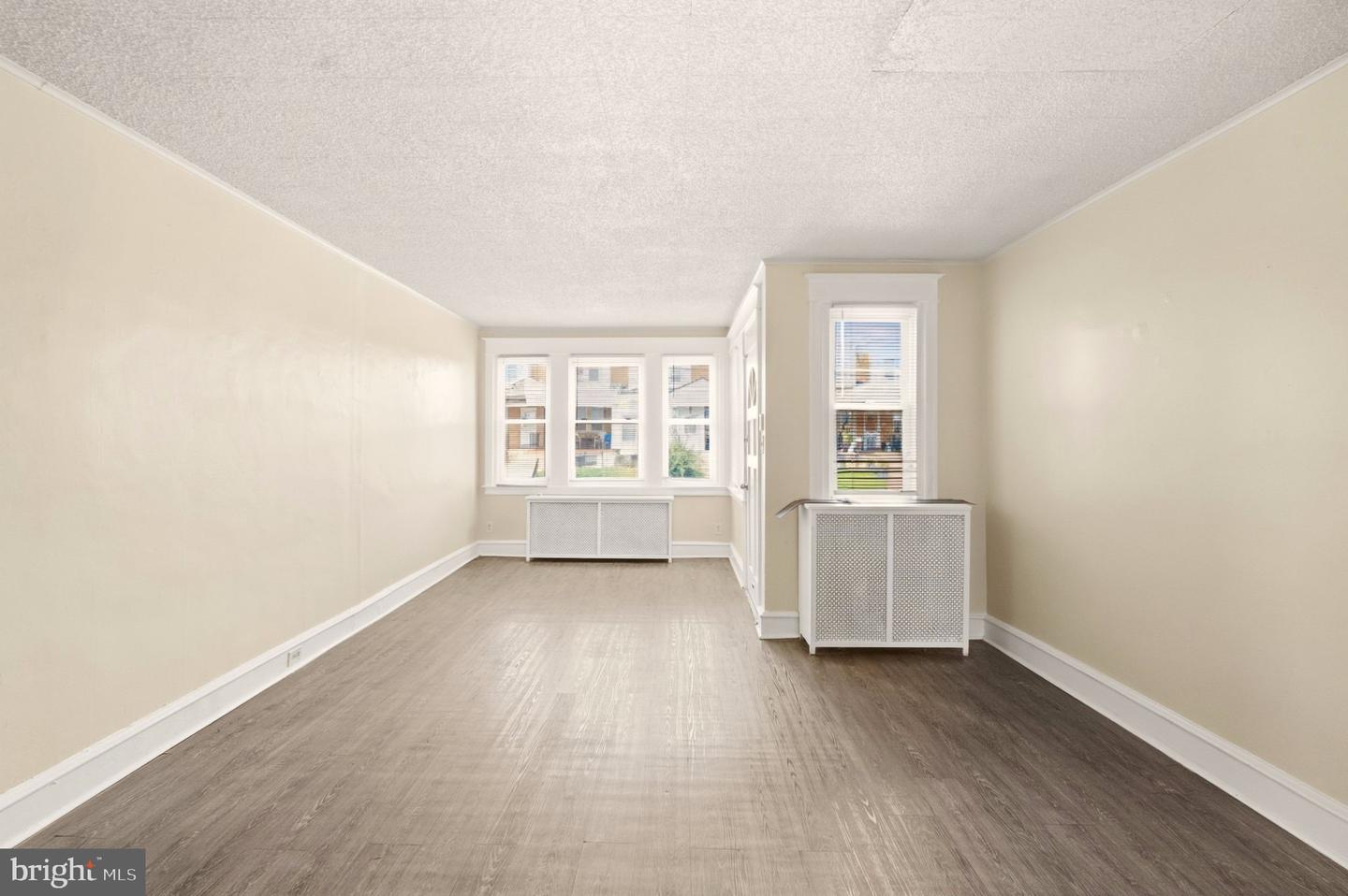 6139 Argyle St Property Photo 8