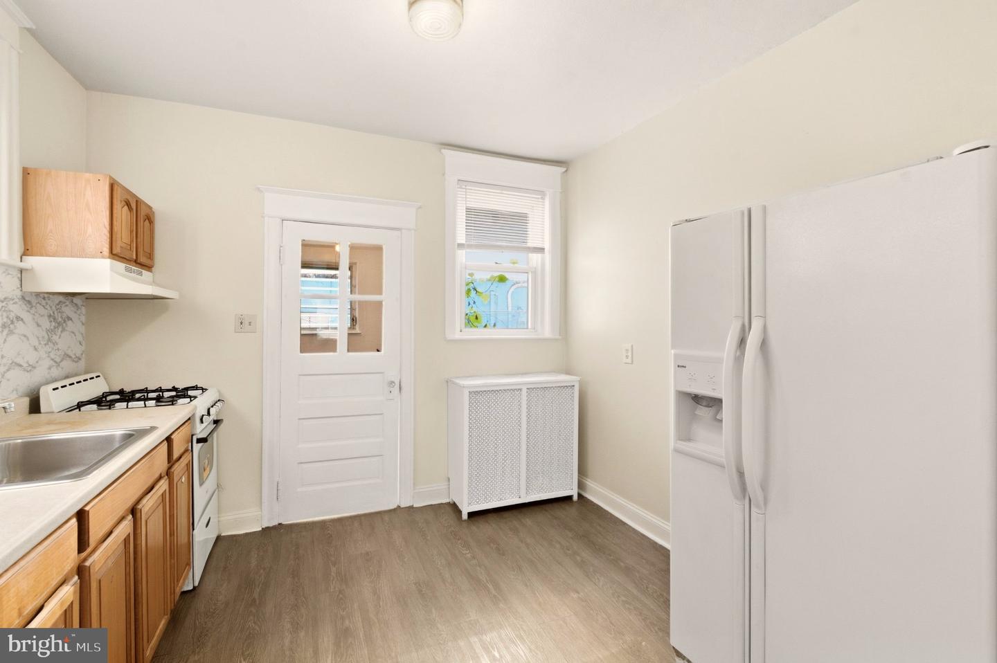 6139 Argyle St Property Photo 13