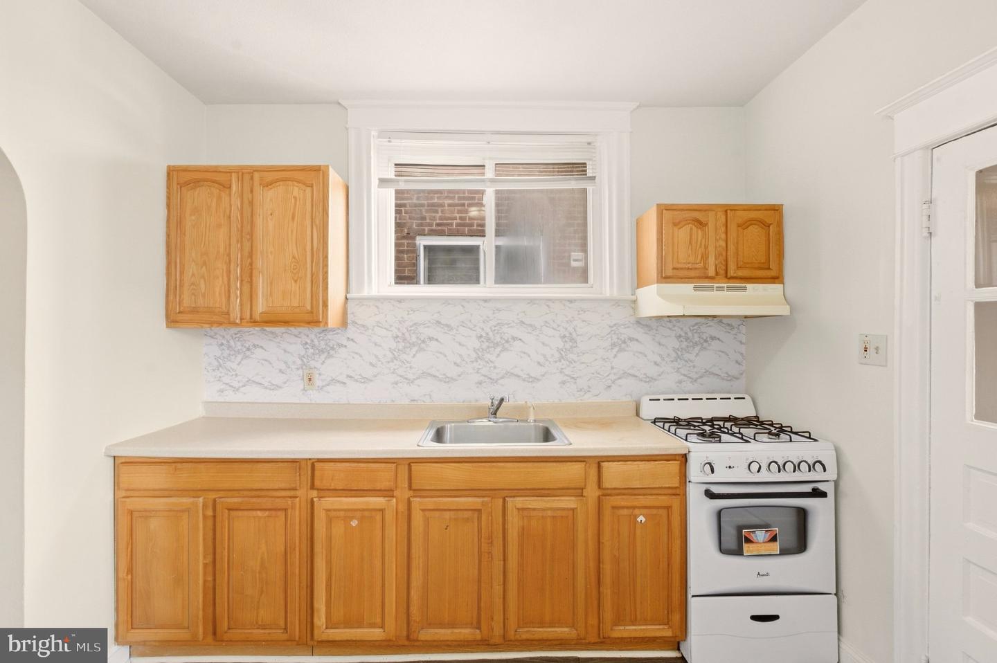 6139 Argyle St Property Photo 15
