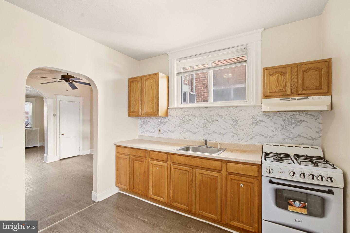 6139 Argyle St Property Photo 16