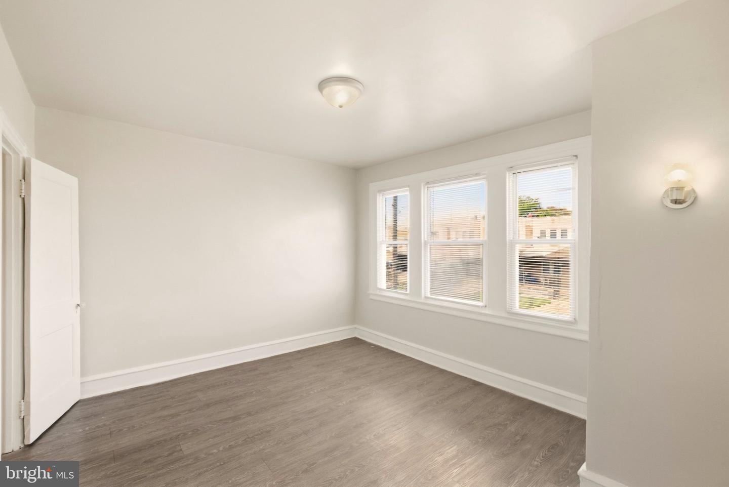 6139 Argyle St Property Photo 24