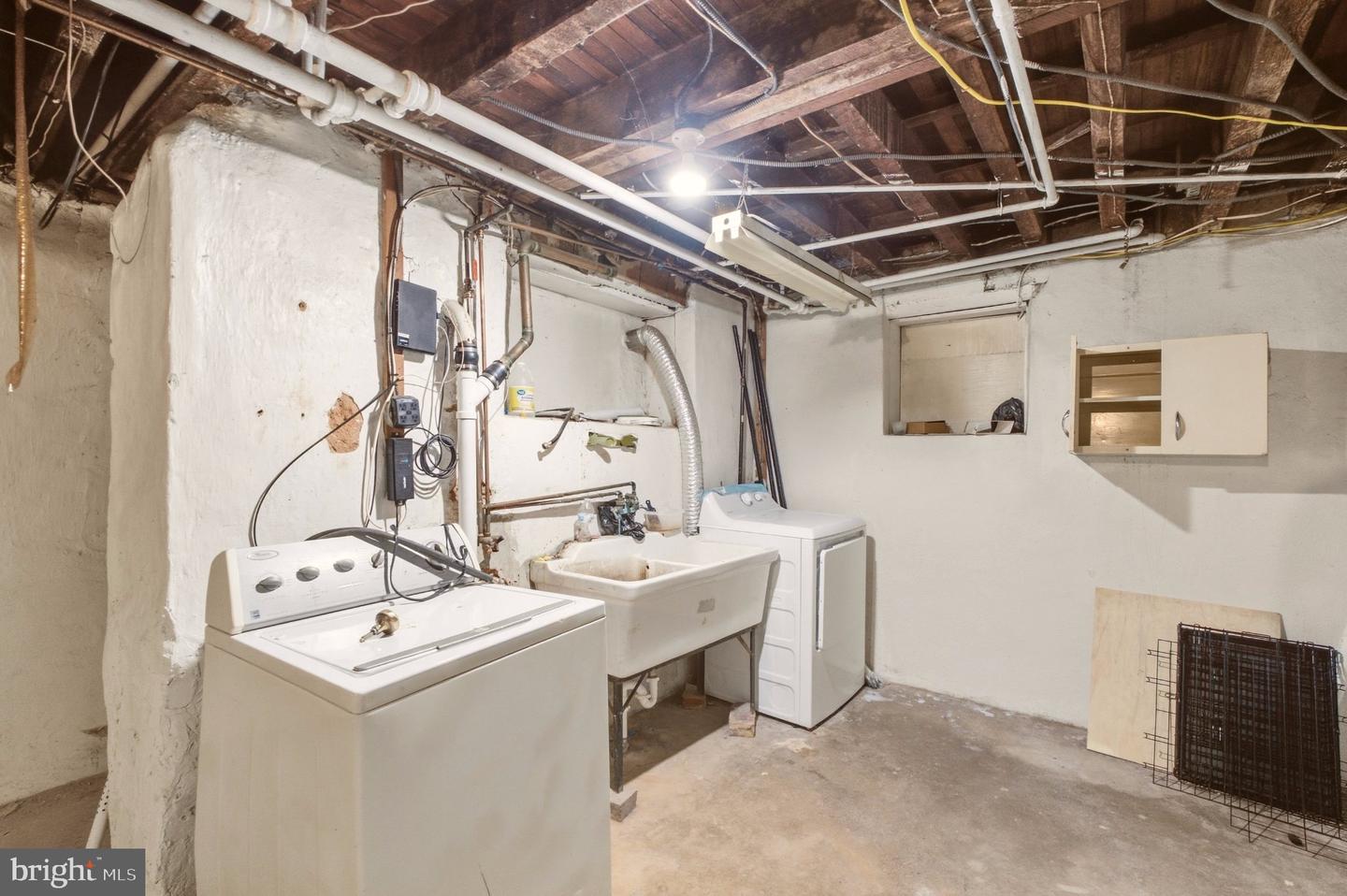 6139 Argyle St Property Photo 27