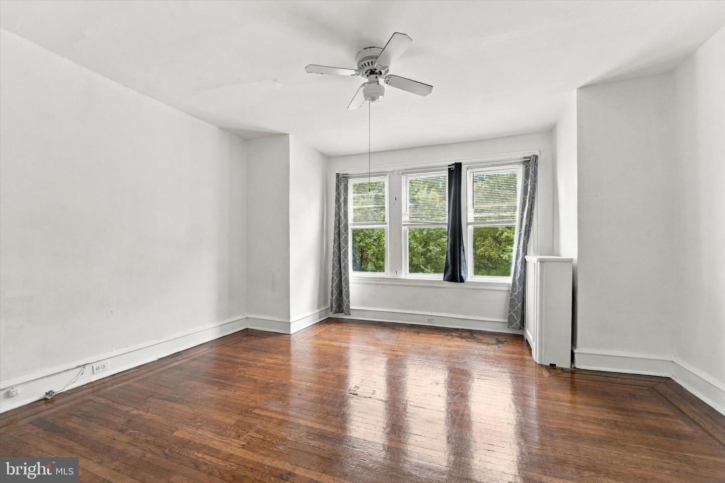 6421 Chew Ave Property Photo 15