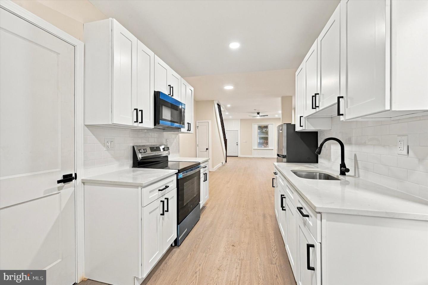 66 W Manheim St Property Photo 6