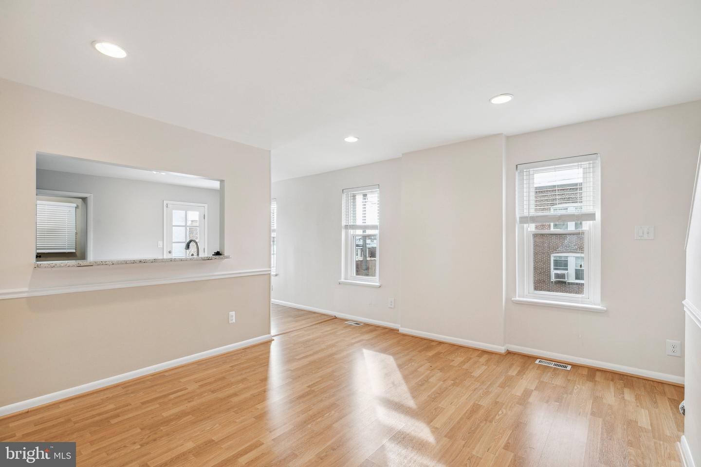 451 Hermitage St Property Photo 5