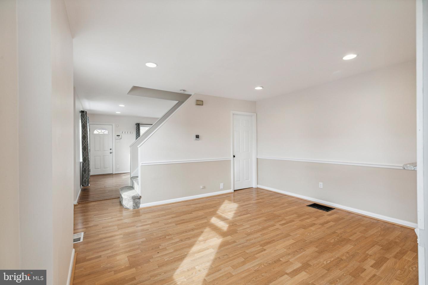 451 Hermitage St Property Photo 7