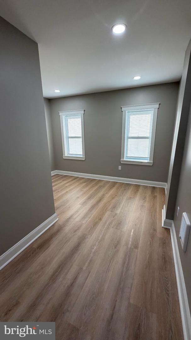 2091 Bridge St Property Photo 22