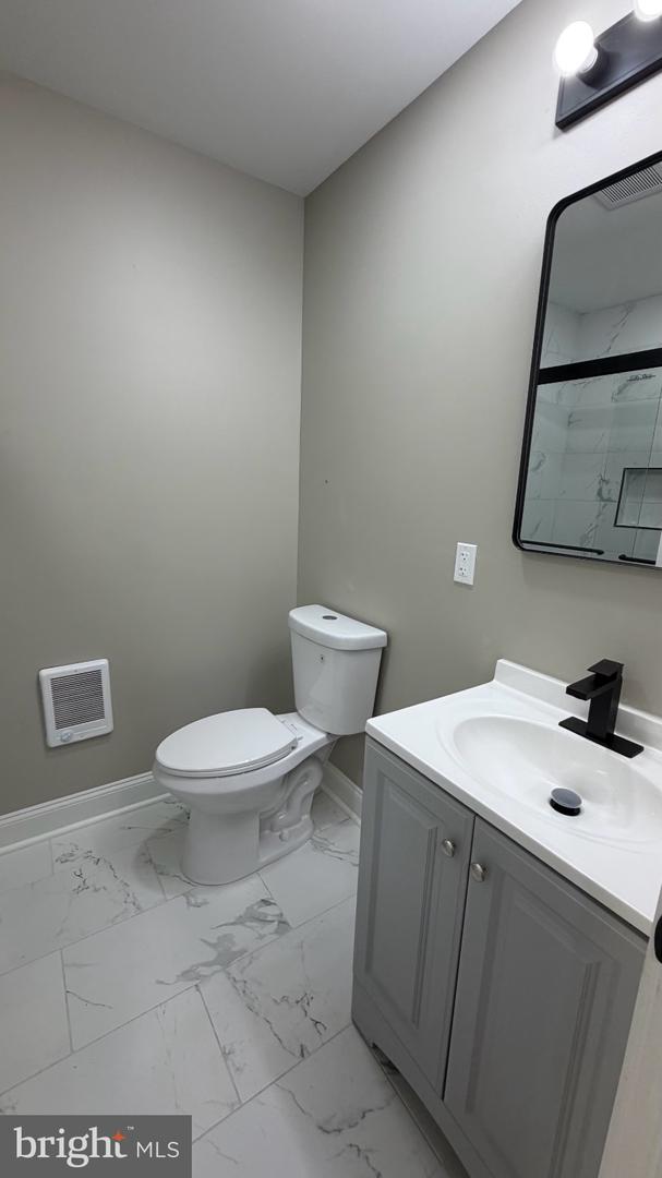 2091 Bridge St Property Photo 35