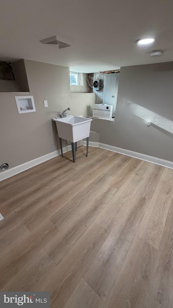 2091 Bridge St Property Photo 45