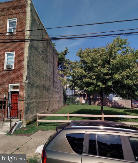 2262 N 16TH ST Property Photo 1