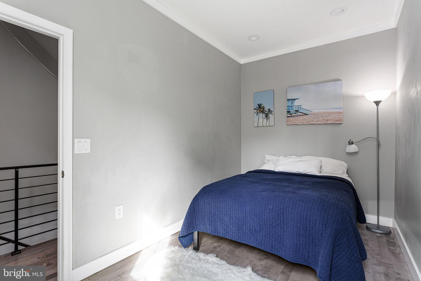2714 W Cabot St Property Photo 16