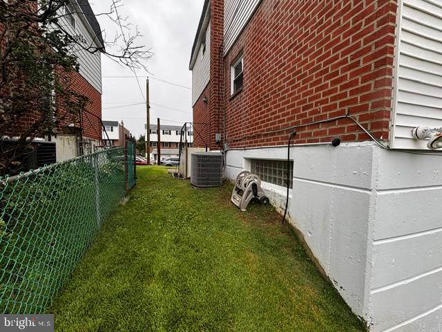 2750 Clayton St Property Photo 17