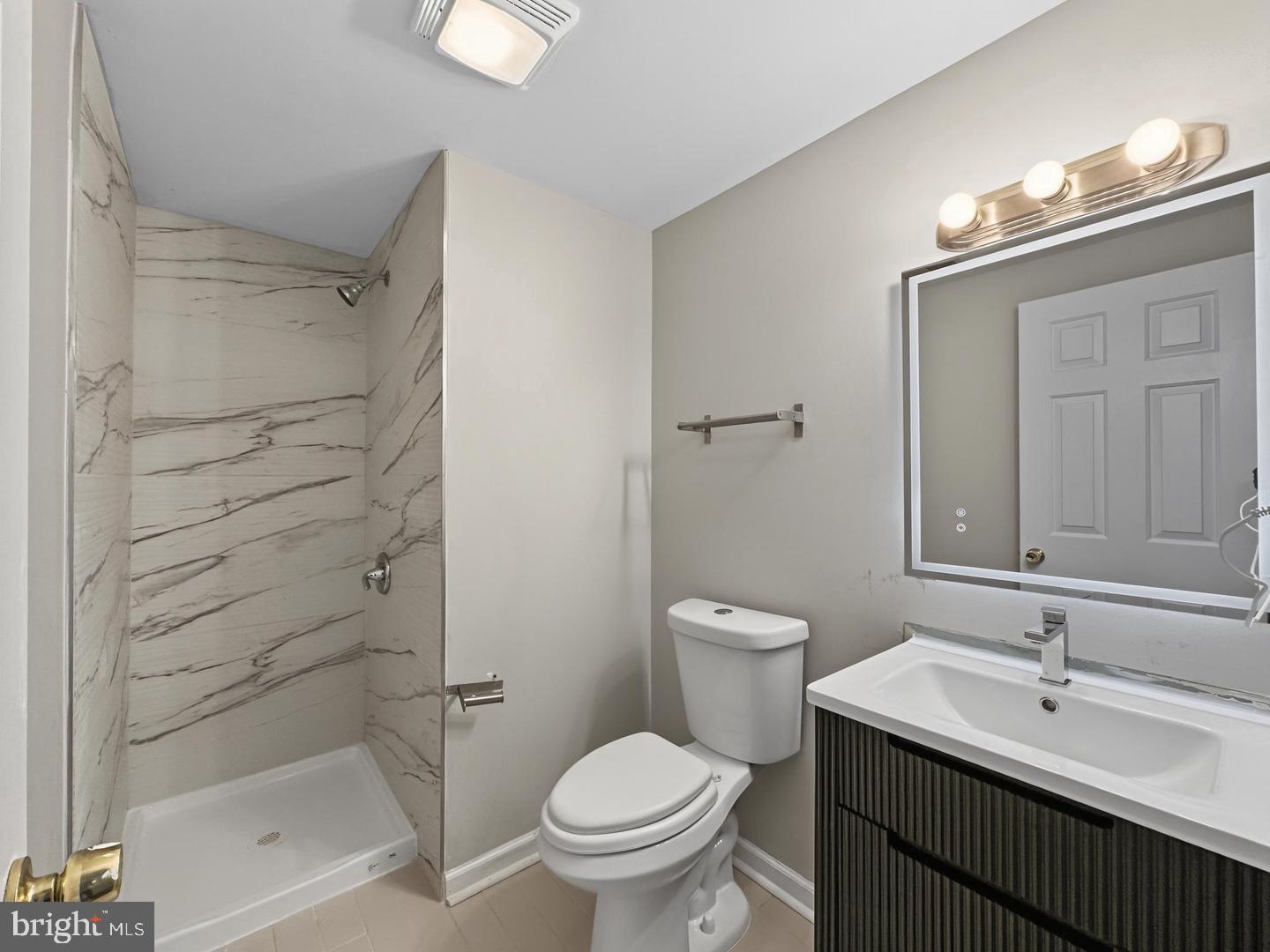 1811 Cecil B Moore Ave #d Property Photo 9