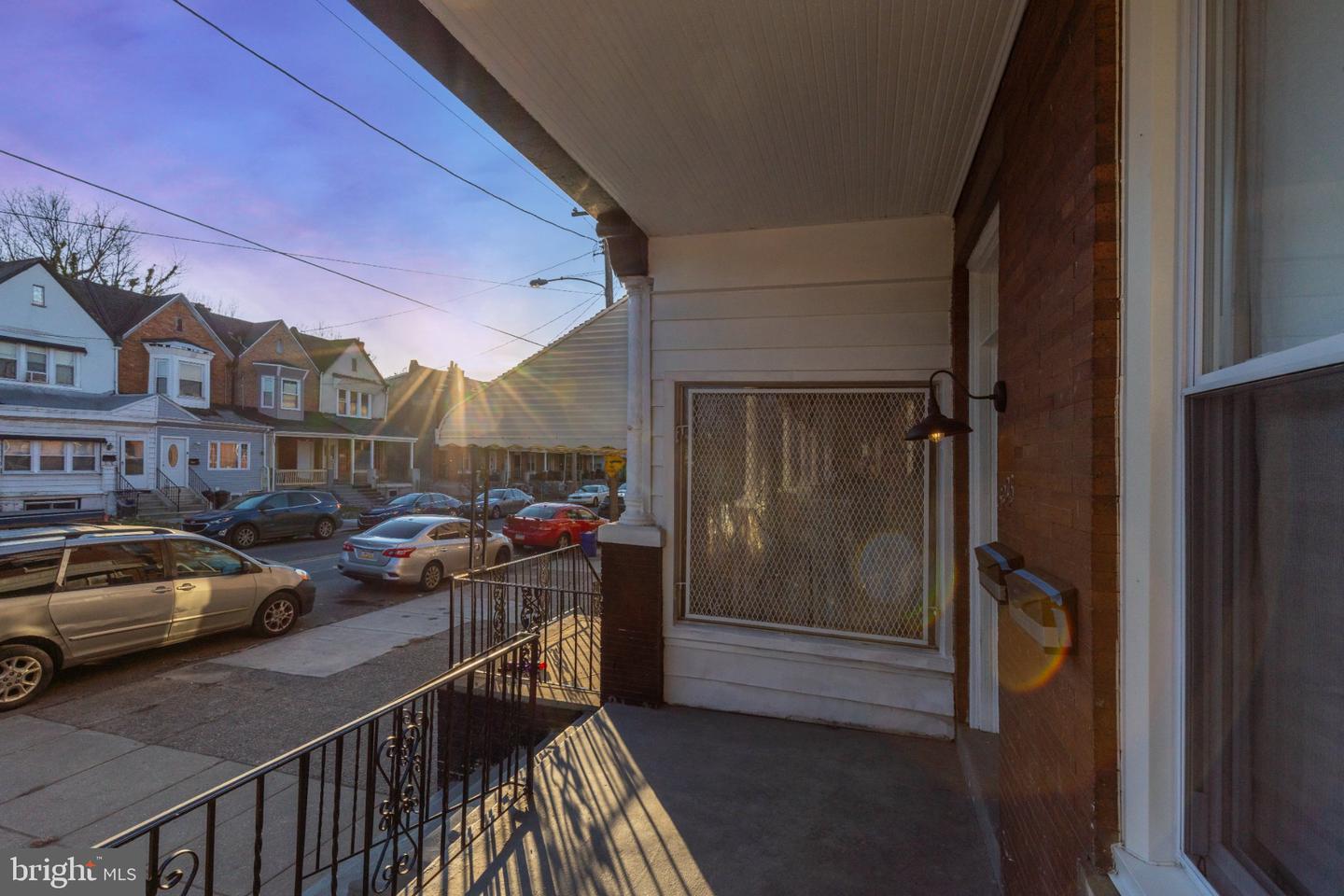 5225 Cedar Ave #1 Property Photo 4