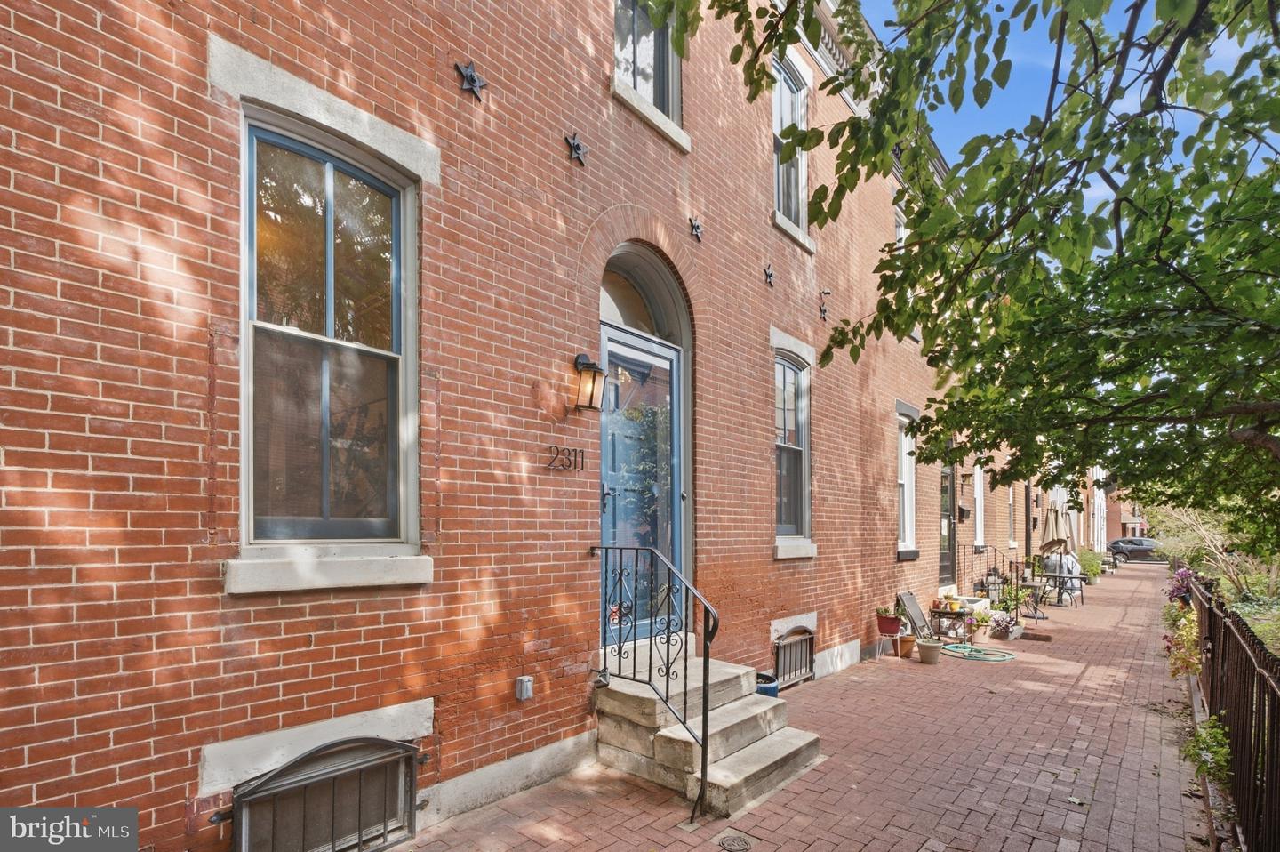 2311 Madison Sq Property Photo 1
