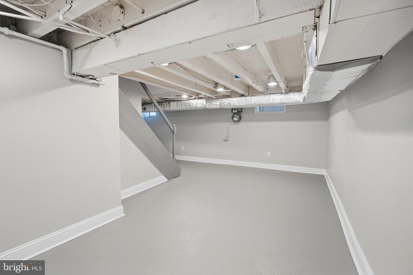 2311 Madison Sq Property Photo 29