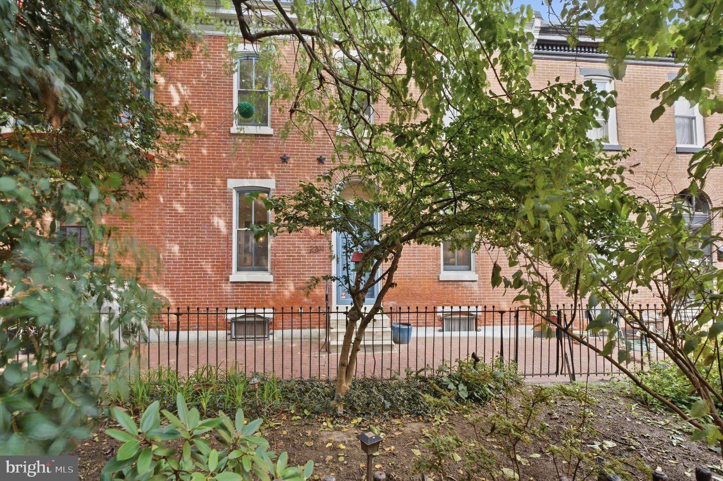 2311 Madison Sq Property Photo 32