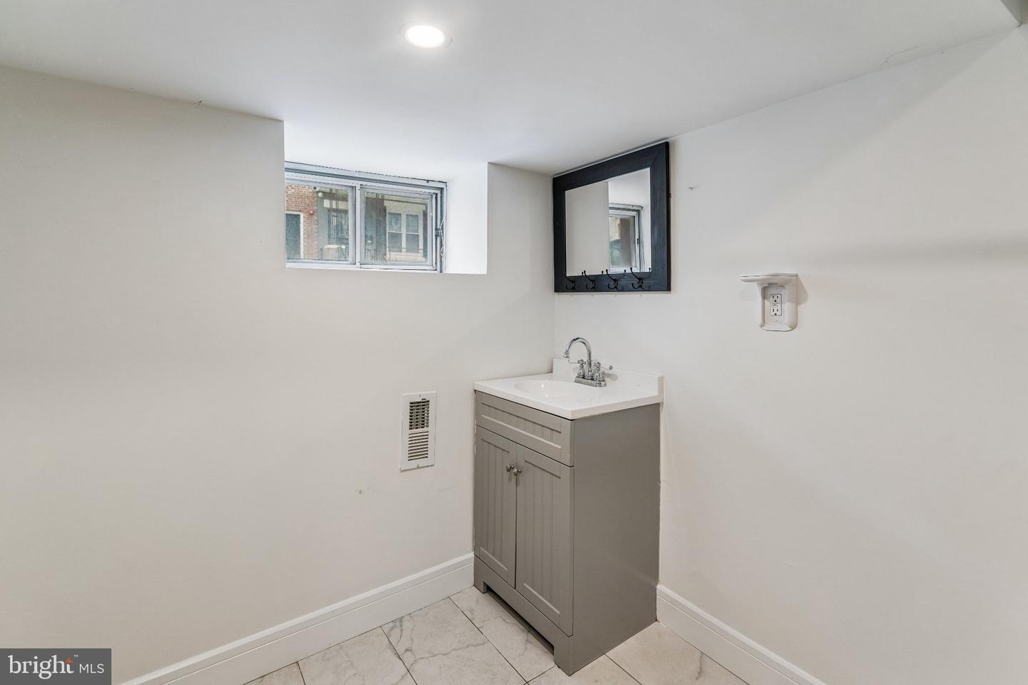 34 S Ruby St Property Photo 31